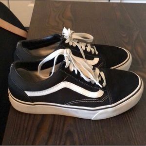 Black and white Vans Platform Old Skool size 8